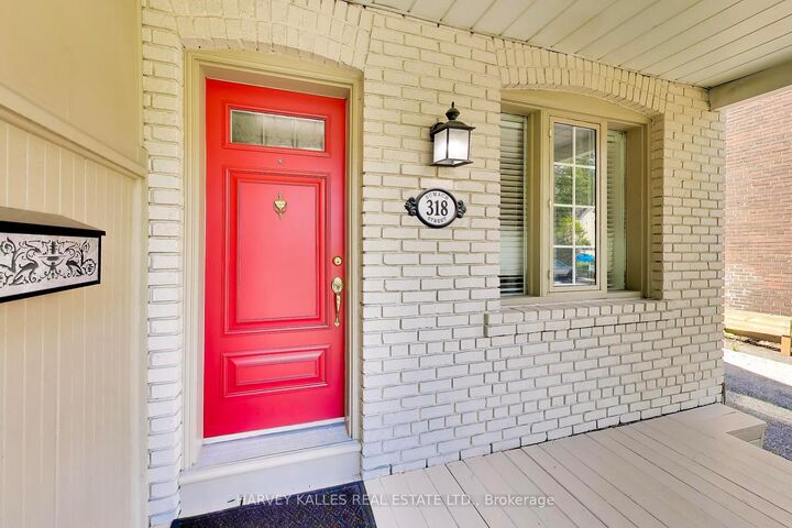 Property Photo: 318 Sumach Street ON M5A 3K5