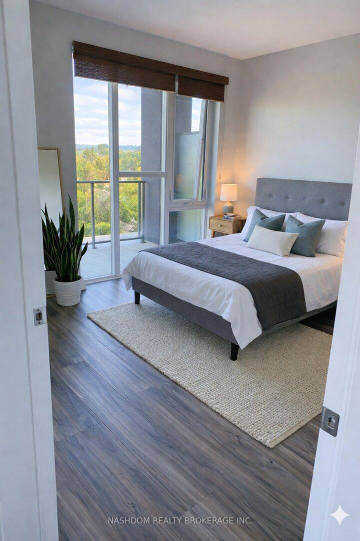 Property Photo:  16 Concord Place 516  ON L3M 0J1 