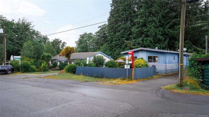 Property Photo: 230 Campbell St BC V0R 2Z0