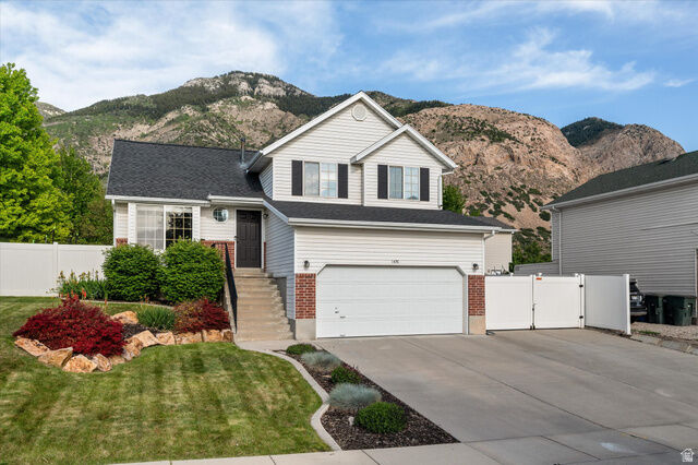 Property Photo: 1476 N Quincy Ave E UT 84404