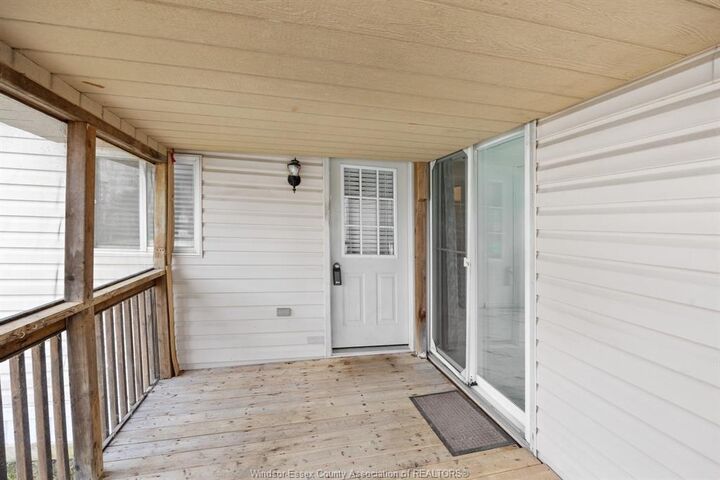 Property Photo: 326 Beverly ON N8M 2C1