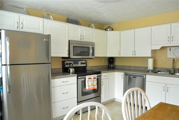 Property Photo: 953 Academy Heights Drive PA 15601