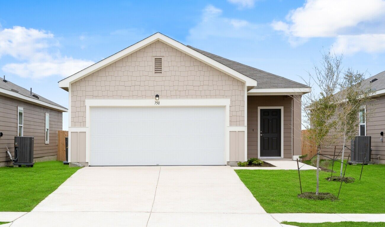 Property Photo: 708 Cliff Drive TX 78656
