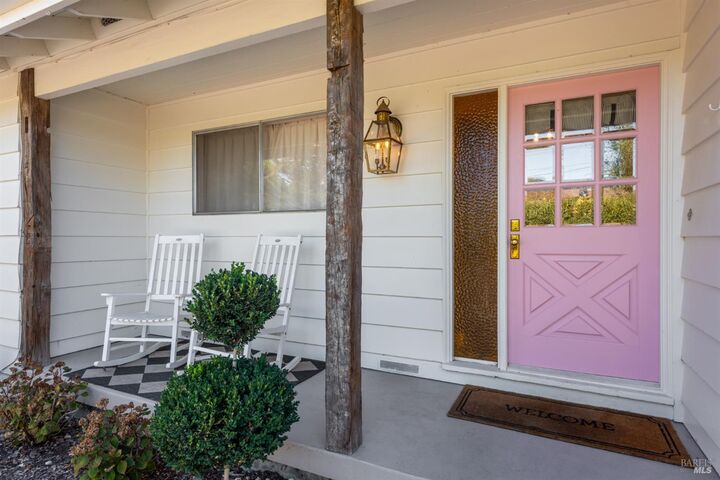 Property Photo:  500 Rohde Lane  CA 94952 