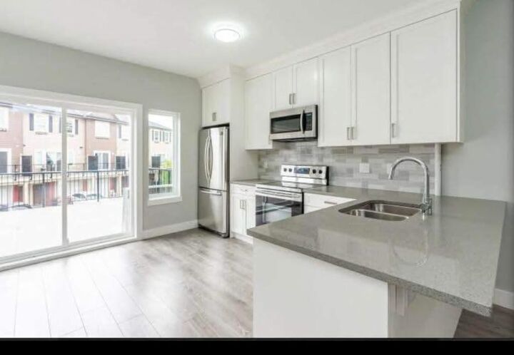 Property Photo: 2530 Janzen Street 14 BC V2T 2R8