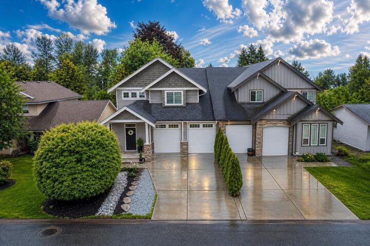 Property Photo: 33592 2nd Avenue BC V2V 6G5