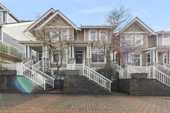 319 W 59th Avenue — photo 1