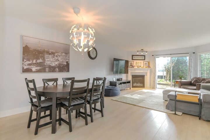 Property Photo: 16335 14 Avenue 102 BC V4A 1H2