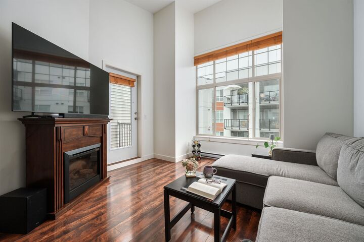 Property Photo:  11887 Burnett Street 414  BC V2W 6P6 