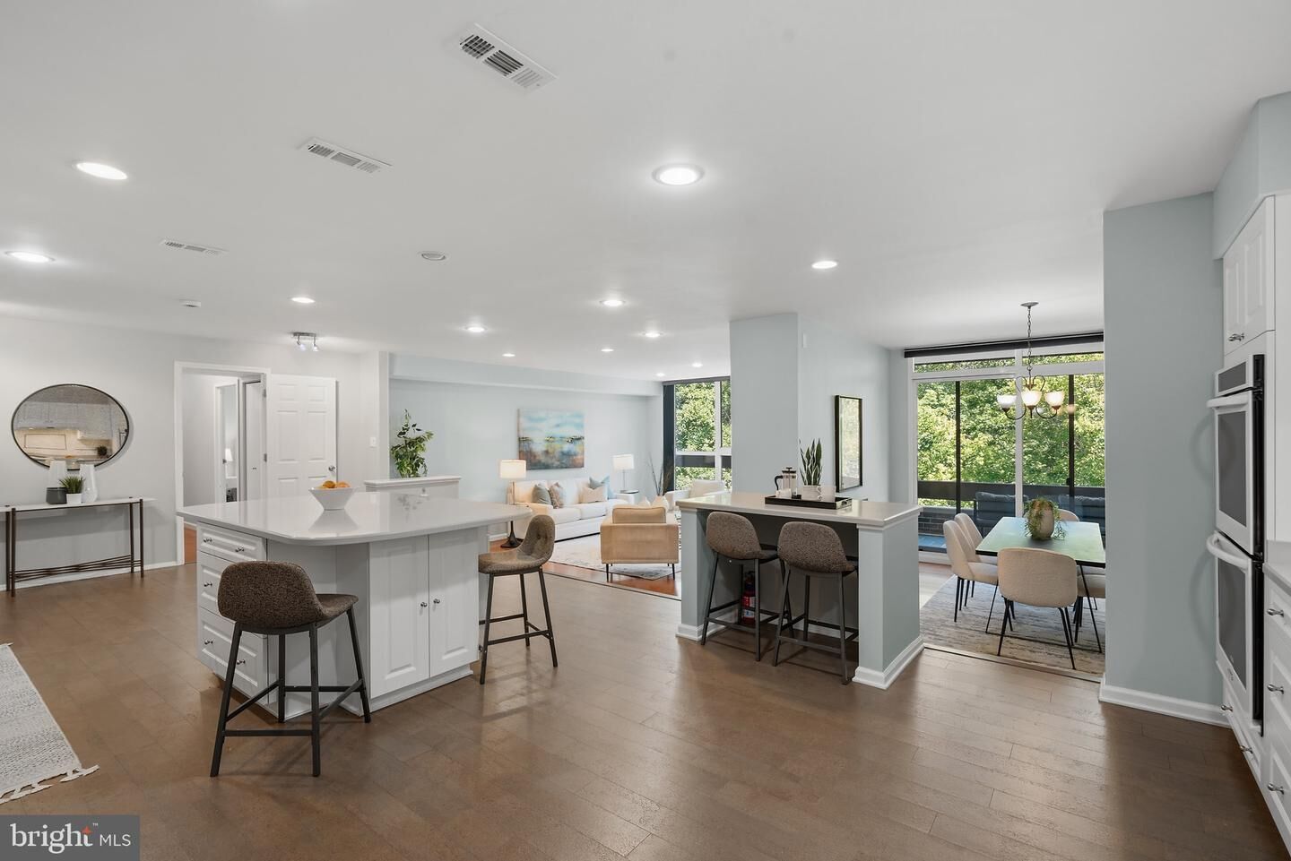 Property Photo: 4956 Sentinel Drive 9-402 MD 20816