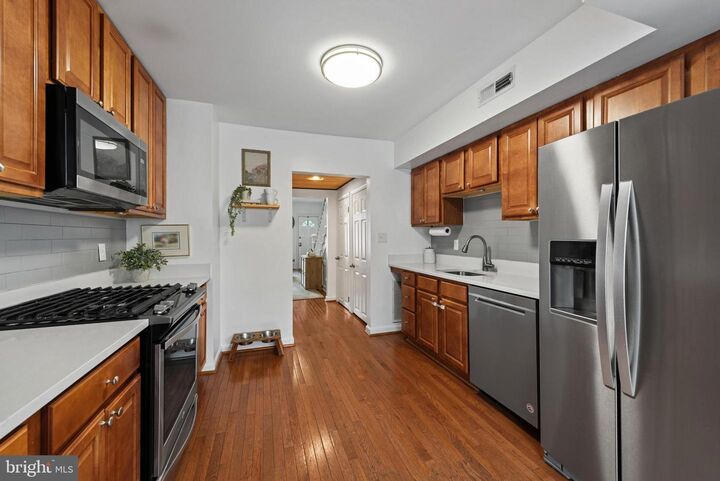 Property Photo:  1425 Decatur Street  MD 21230 
