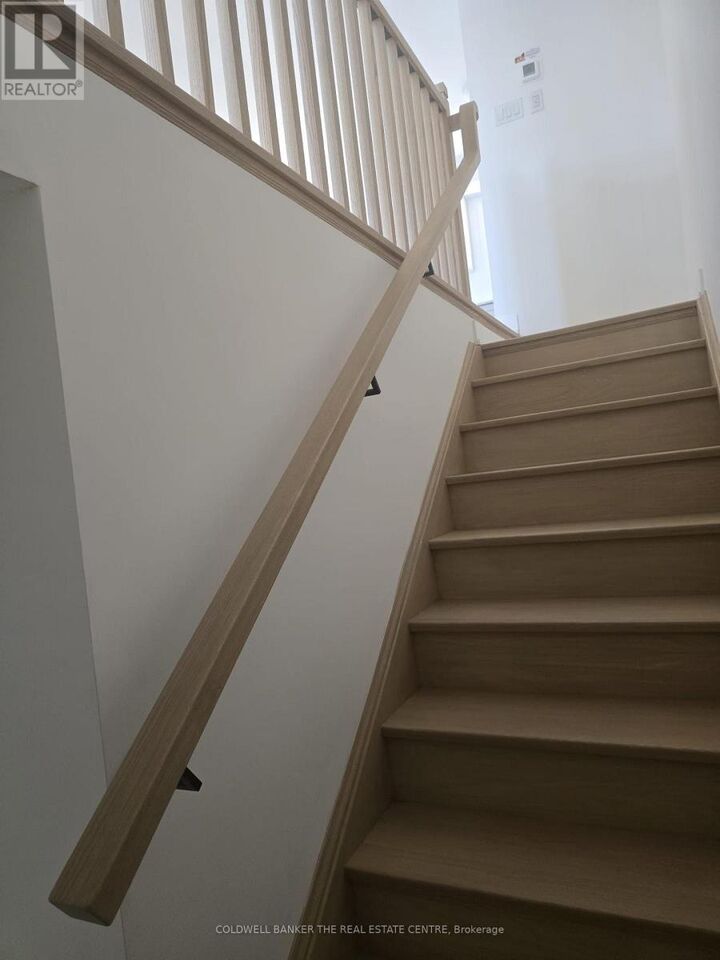 Property Photo: 47 Flan Boulevard ON L9J 0E1