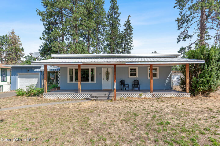 Property Photo:  407 E 9th Ave  ID 83854 