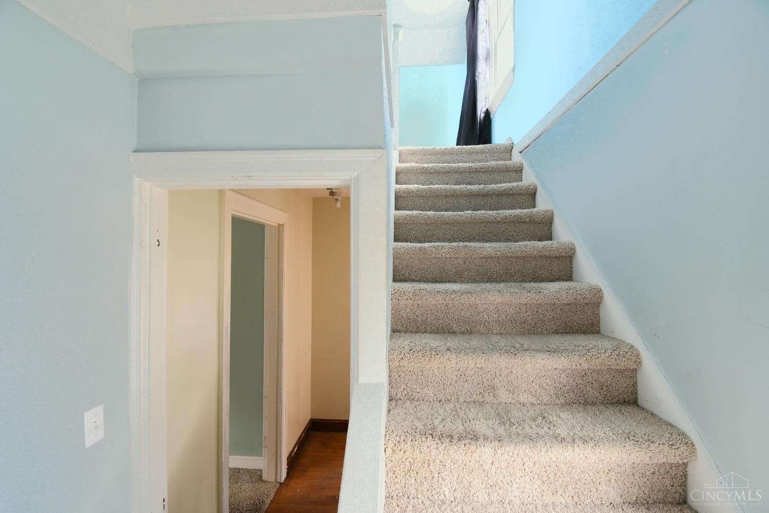 Property Photo: 84 Hereford Street OH 45216