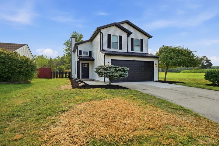 Property Photo: 944 Fox Croft Place OH 45067