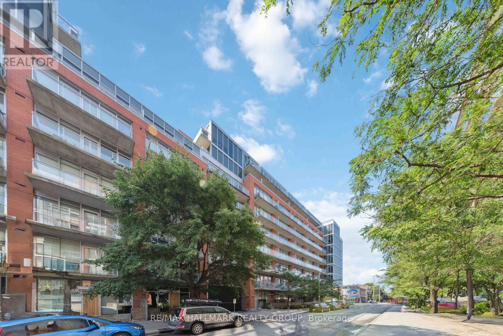 Property Photo:  360 McLeod Street 313  ON K2P 1A9 