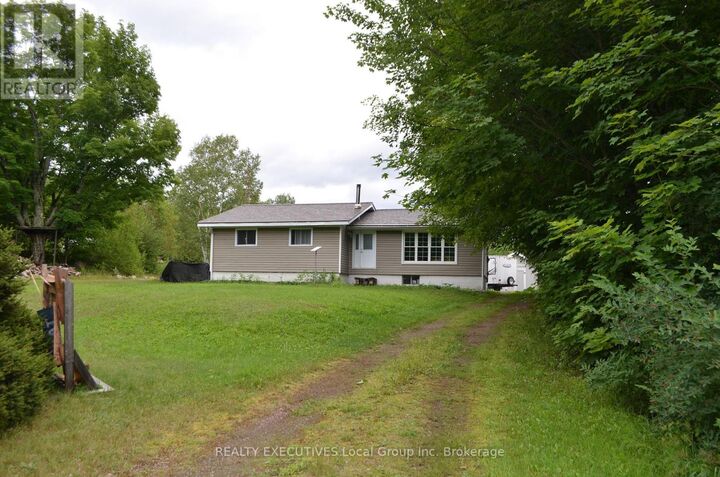 Property Photo: 1405 Pioneer Road ON P0H 1Z0