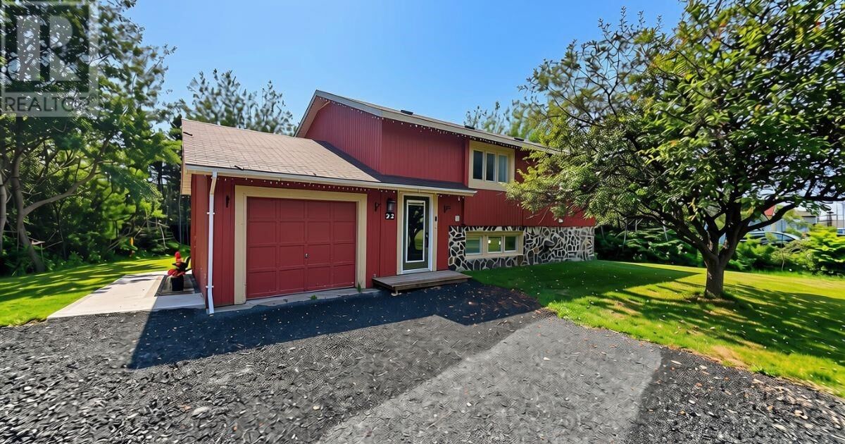 Property Photo:  22 Woods Street  NL A0G 4M0 