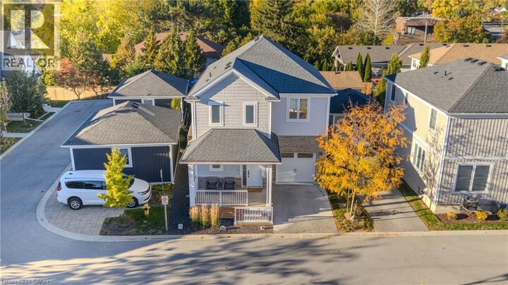 Property Photo:  9 Princeton Common  ON L2N 0B7 