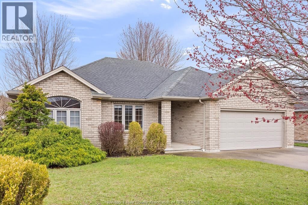 Property Photo:  54 Creekview  ON N9Y 4E6 