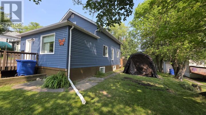 Property Photo:  9 Mascott Ave  ON P9N 3A1 