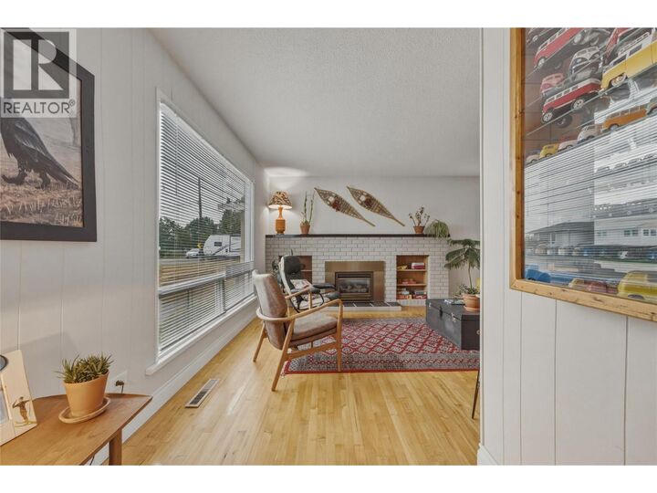 Property Photo:  2903 17 Street  BC V1T 3Y7 