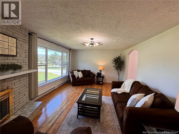 Property Photo:  13 Woodward Crescent  NB E2E 1N5 