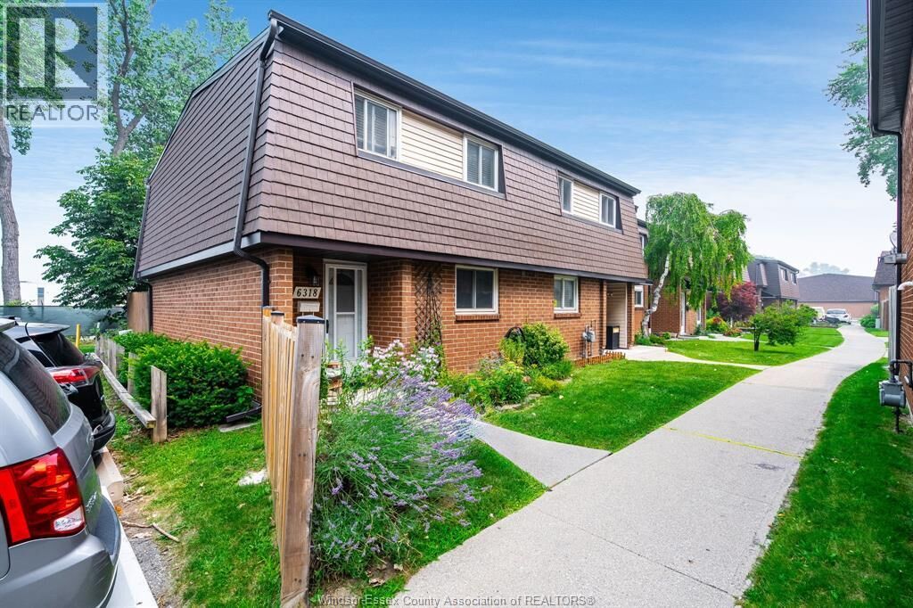 Property Photo:  6318 Thornberry Crescent  ON N8T 3A2 