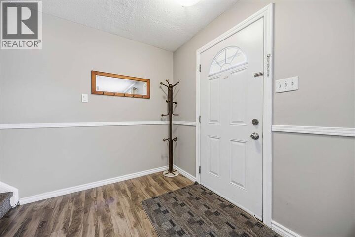 Property Photo:  1204 Nottingham Drive  ON N7S 5B9 