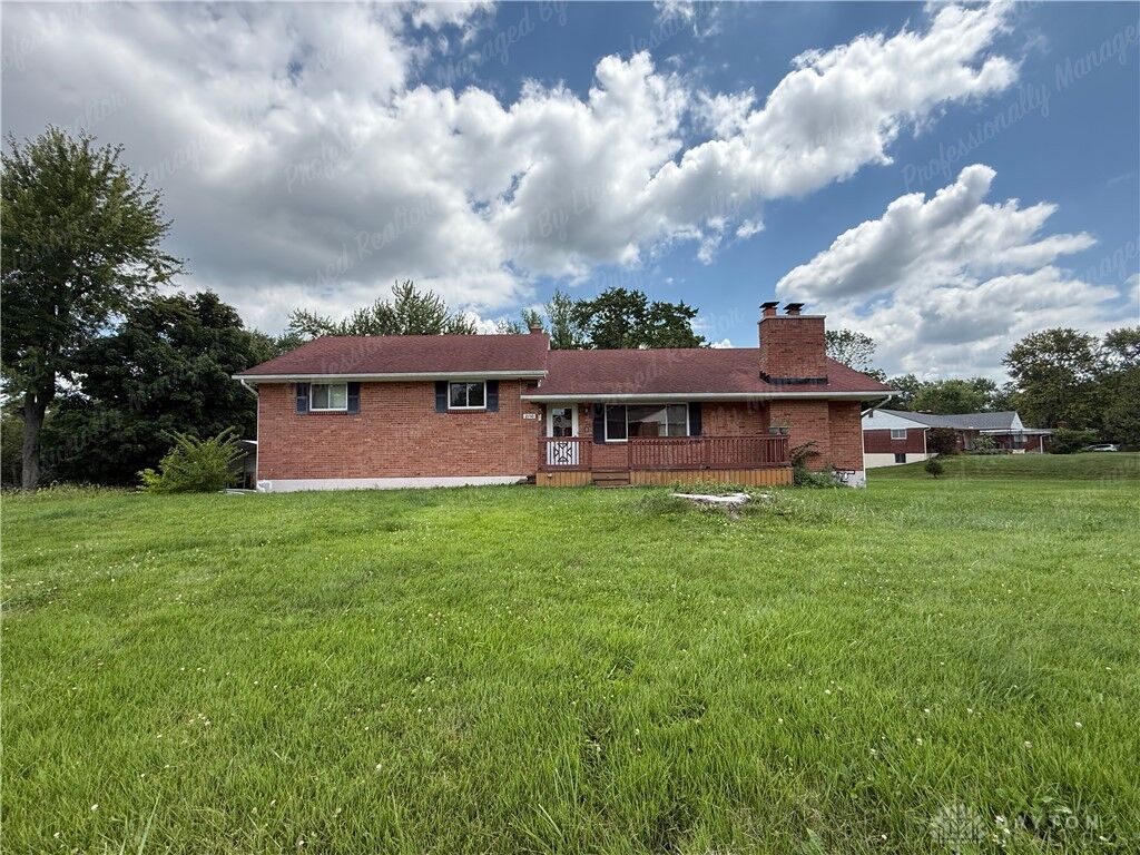 Property Photo: 2190 Turnbull Road OH 45431