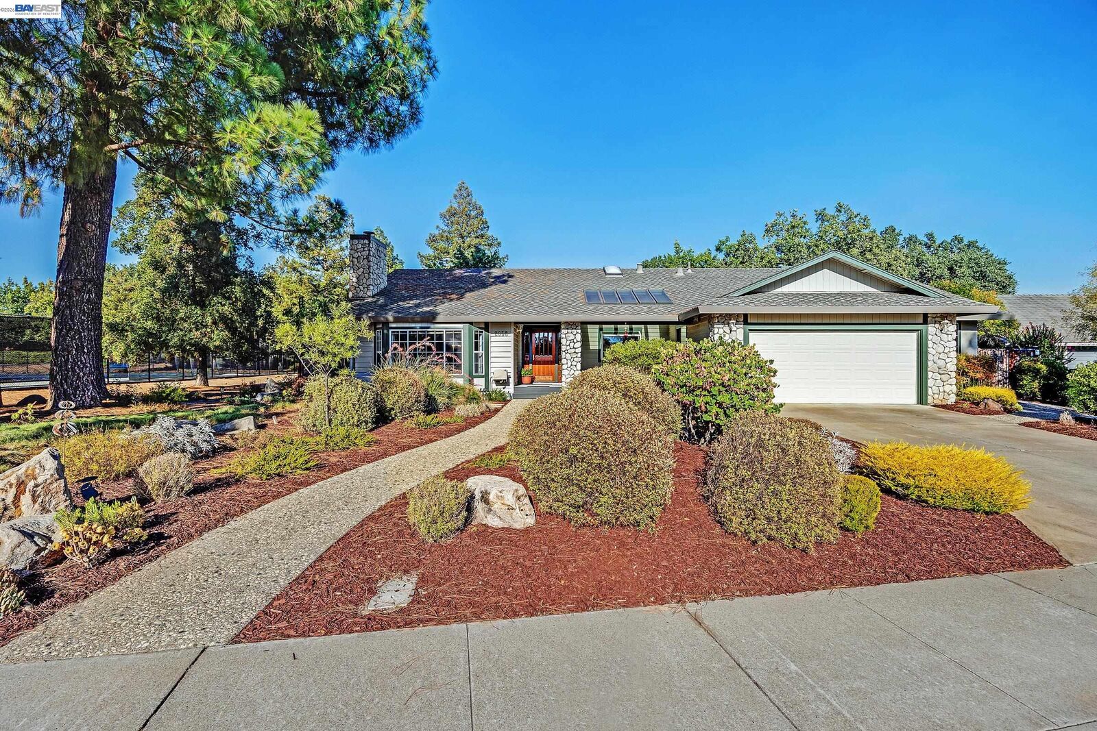 Property Photo:  2058 Pulsar Avenue  CA 94550 
