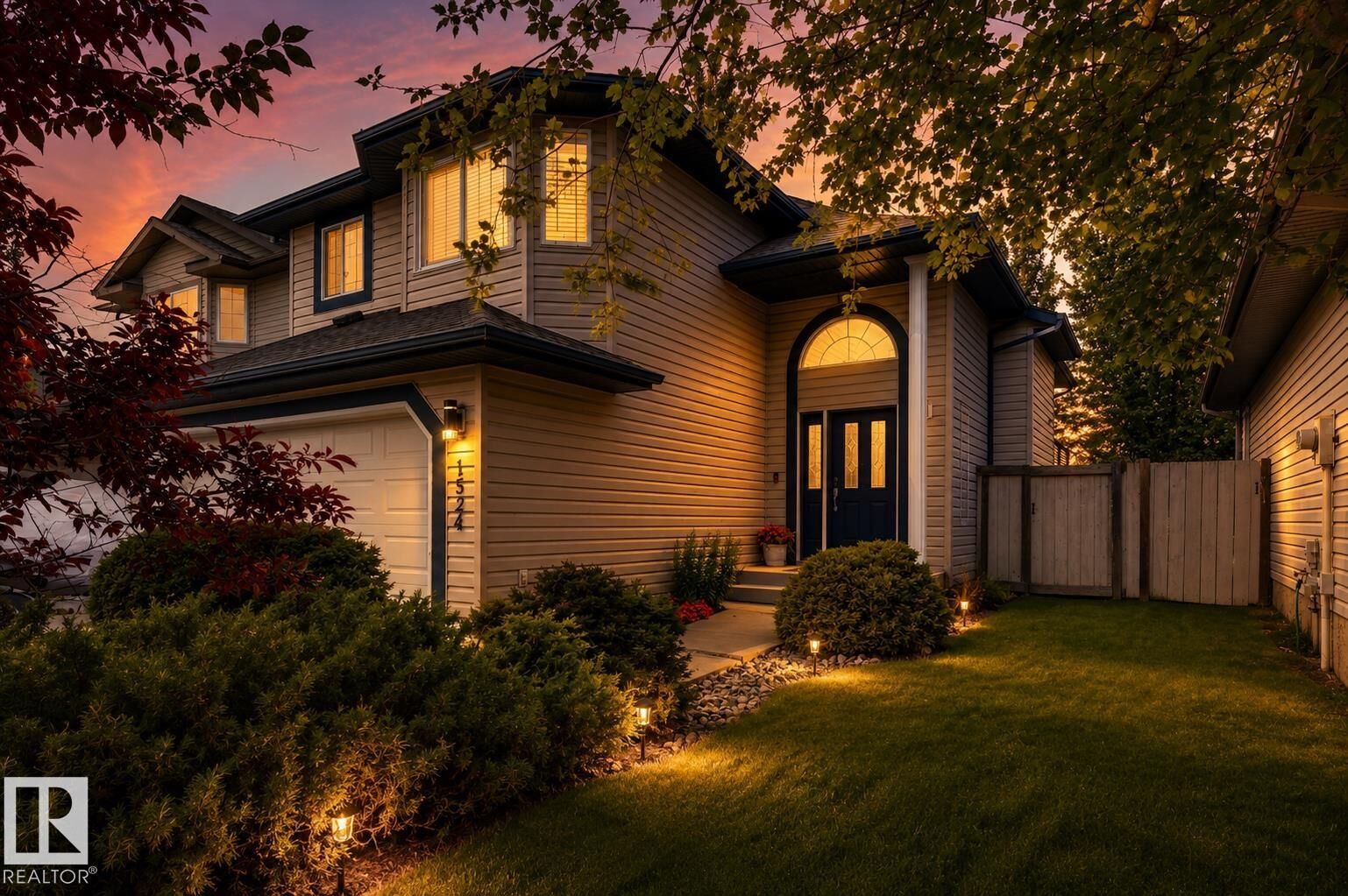Property Photo: 1524 Breckenridge Close NW AB T5T 6R7