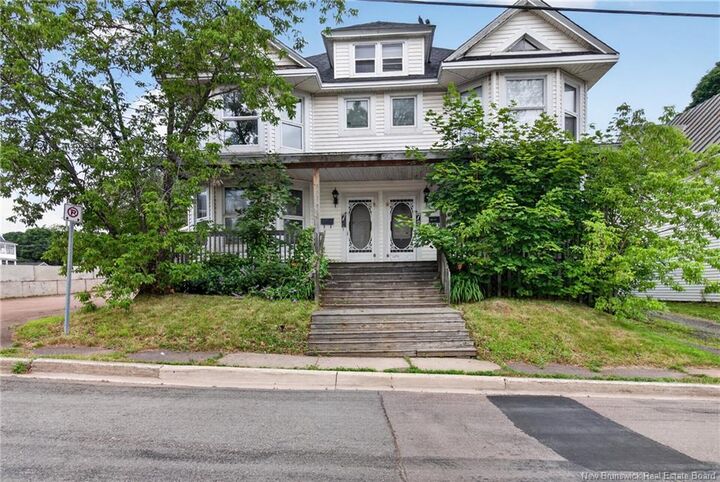 Property Photo:  76-78 Belleview Avenue  NB E1C 4T2 