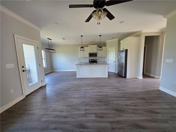 Property Photo:  305 Ranch Boulevard  LA 71457 
