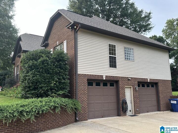 Property Photo:  469 Woodhaven Way  AL 35128 