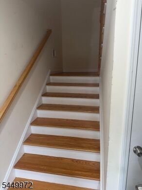 Property Photo:  182 Wainwright St  NJ 07112 