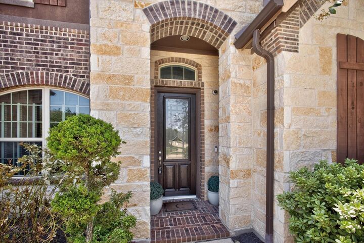 Property Photo: 11123 Dowbeck Ave TX 77407