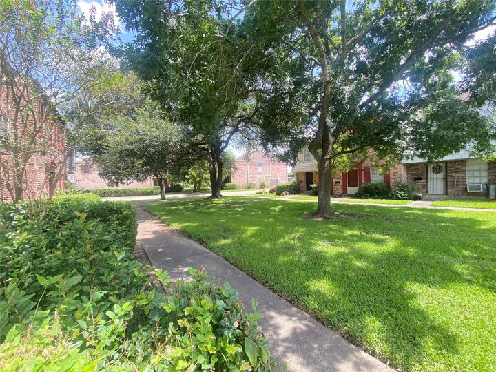 Property Photo: 7913 Grove Ridge Drive TX 77061