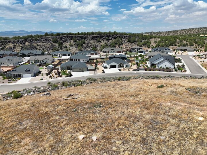 Property Photo: 4.75 Ac Parcel # B-1568-0000-0000 UT 84721