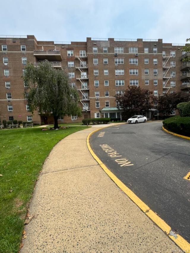 Property Photo:  151-15 84th Street 5N  NY 11414 