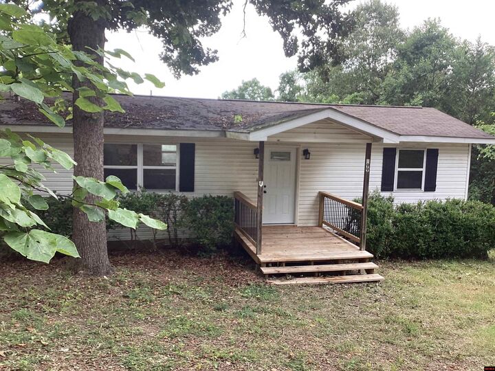 Property Photo:  199 White Oak Drive  AR 62653 