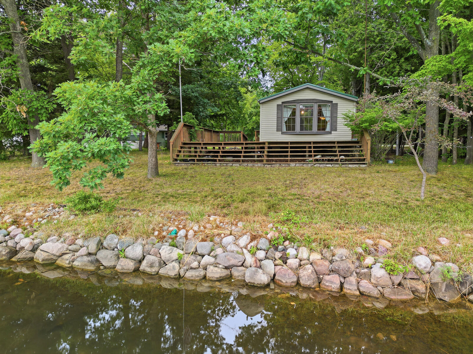 Property Photo: 1046 Vallado Drive MI 48893