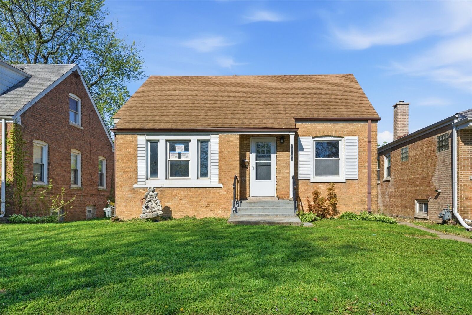Property Photo: 14104 S Clark Street IL 60827