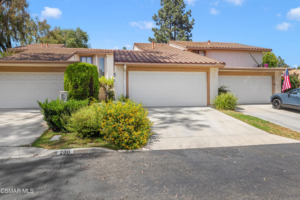 Property Photo:  192 Padua Circle  CA 91320 
