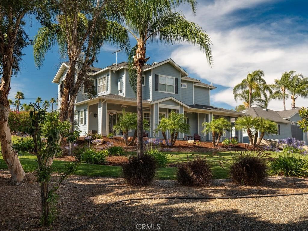 Property Photo:  31899 Calle De Talar  CA 92003 