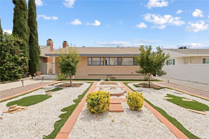 Property Photo:  6306 Denny Avenue  CA 91606 