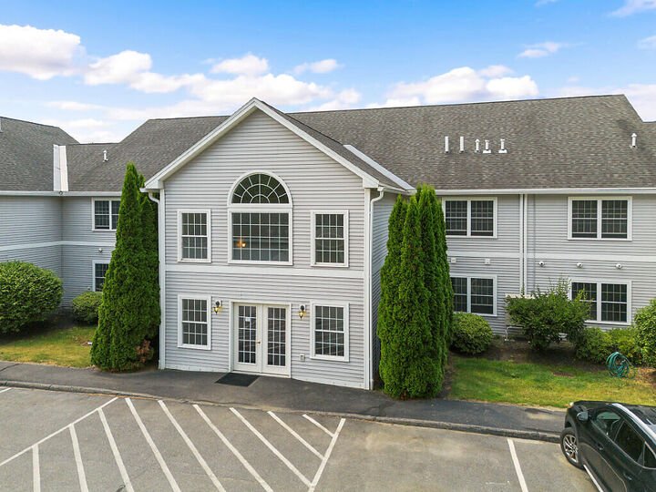 Property Photo:  6 Arrowhead Drive 114  ME 04989 