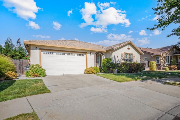 Property Photo:  4861 Langley Way  CA 95348 