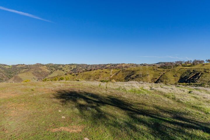 Property Photo:  858 Candy Circle  CA 95245 