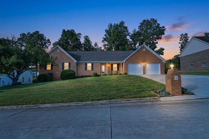 Property Photo:  133 Rosewood Drive NE  TN 37312 
